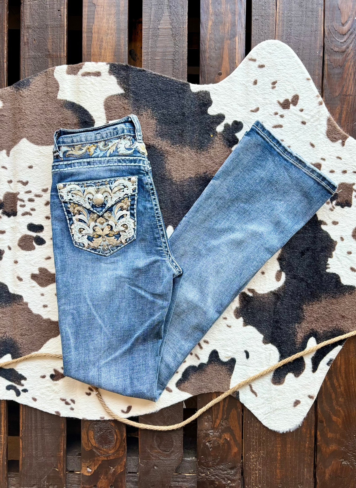 Embriodered jeans
